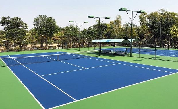 Giá của cột đèn chiếu sáng sân Pickleball khác nhau do chủng loại và kích thước. 