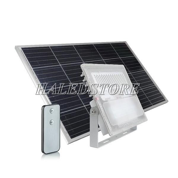 Đèn chiếu pha năng lượng mặt trời CP01.SL 70W Rạng Đông