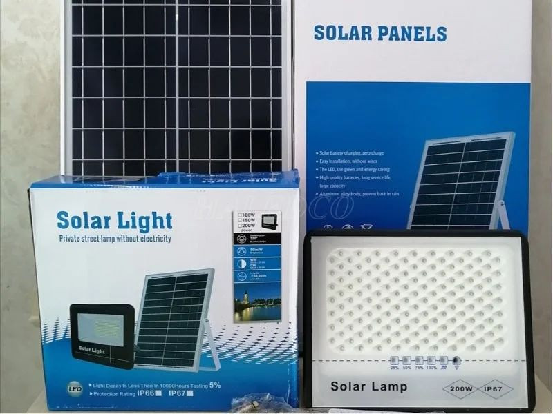 Đèn pha LED năng lượng mặt trời HLMTFL62-100W