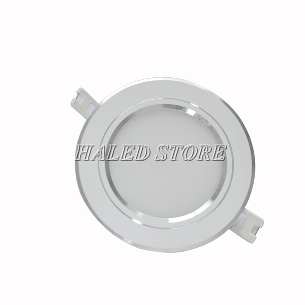 Đèn led âm trần 12w phù hợp với nhu cầu chiếu sáng phòng tập Elite