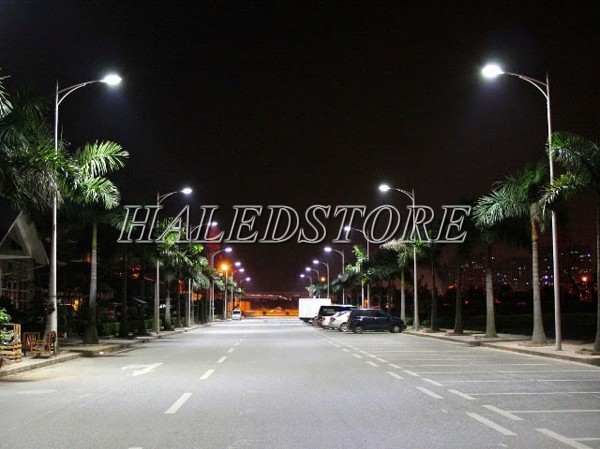 Ứng dụng đèn đường LED PLDA BRP382 193/NW-140