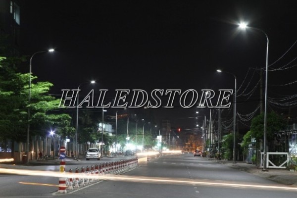 Ứng dụng đèn đường LED PLDA BRP383 243/NW-175