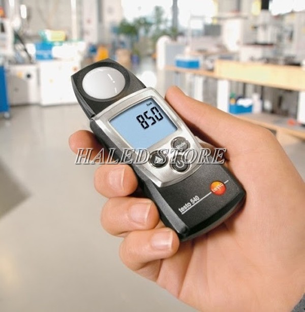 Máy đo cường độ ánh sáng TESTO 540