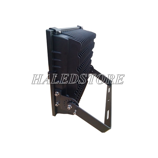 Mặt sau đèn pha LED DQDA NEPTUNE-100