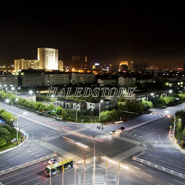 Ứng dụng đèn đường LED DHDA DHQ2002-200