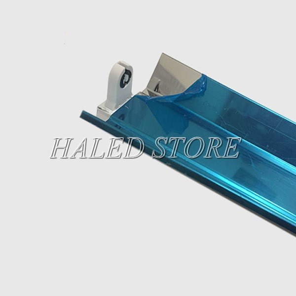 Chóa đèn tuýp LED đơn 0,6m