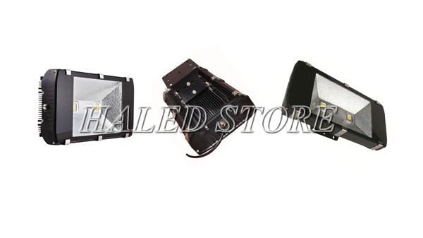 Đèn pha LED sân bóng đá 250W