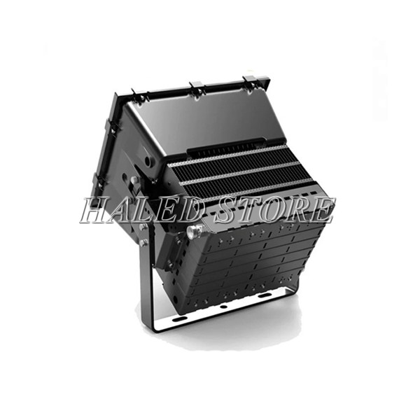 Tản nhiệt thiết kế dạng rãnh sâu