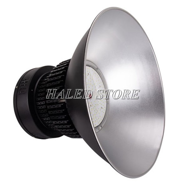 kieu-dang-cua-den-led-nha-xuong-hldaB9-200