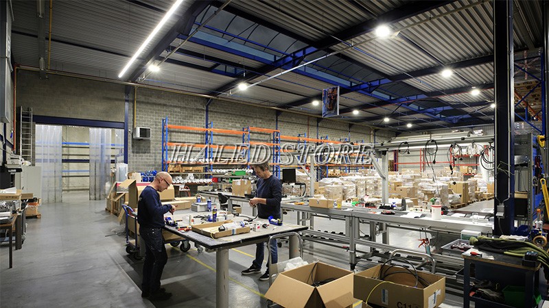 Ứng dụng của đèn LED nhà xưởng HLDA BUFO4-100