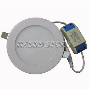 chup-chinh-dien-mat-truoc-den-led-am-tran-HLDLT4-4w-sieu-mong-4