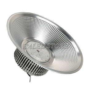 kieu-dang-cua-den-led-nha-xuong-hldaB7-150