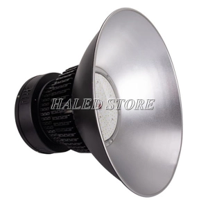 kieu-dang-cua-den-led-nha-xuong-hldaB9-200